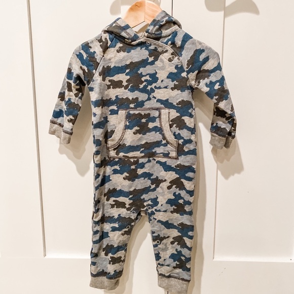 Koala Kids Other - 12 months Blue Camo Jersey Onesie for tot